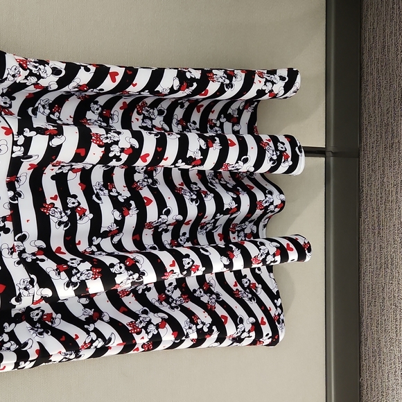 Torrid Disney Mickey and Minnie Dress Size 5X - Picture 4 of 16